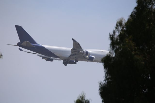 Boeing 747-400 (N258SN)