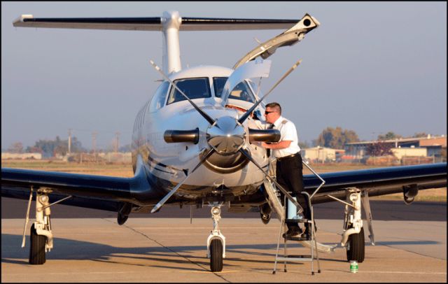 Pilatus PC-12 (N451SS)