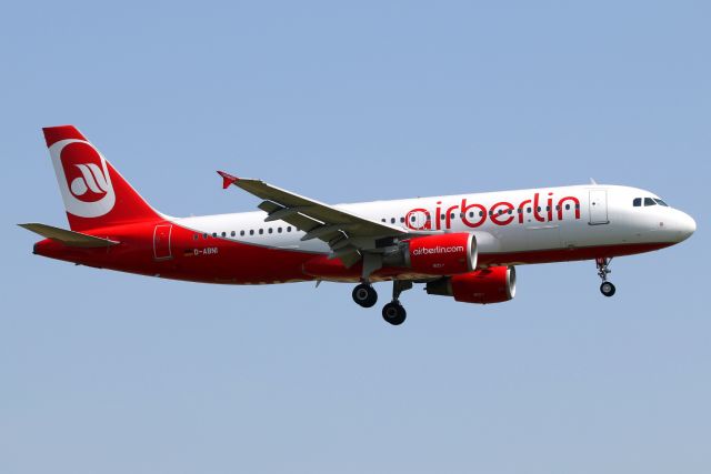 Airbus A320 (D-ABNI)
