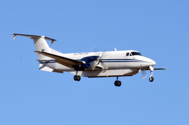 Beechcraft 1900 (N125BA) - AIP150 on short final for 13, arriving from Idaho Falls (KIDA/IDA).