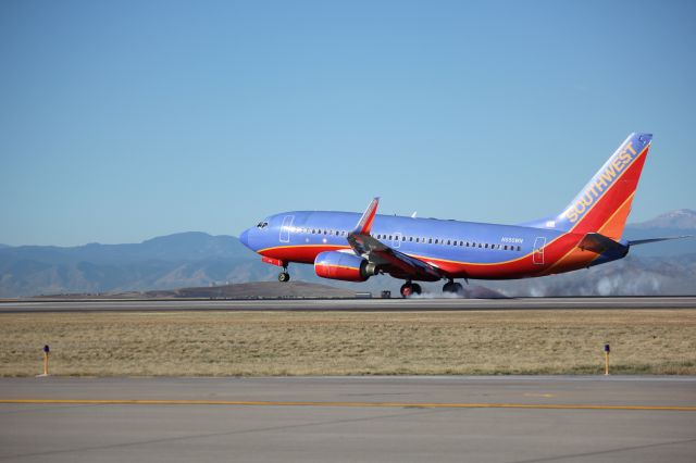 Boeing 737-700 (N550WN)