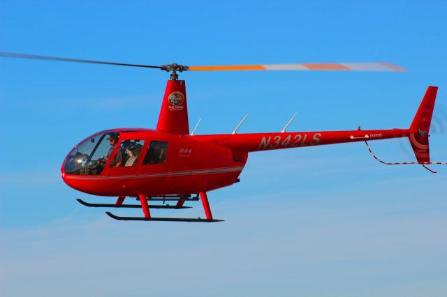 Robinson R-44 (N342LS)