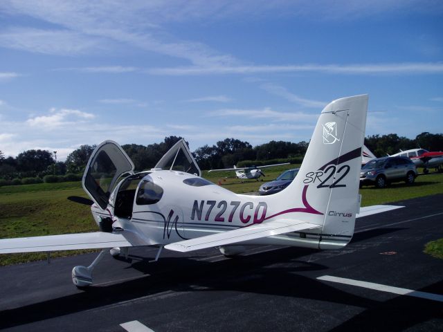 Cirrus SR-22 (N727CD) - CD Looking good on a beautiful day in Clearwater, FL