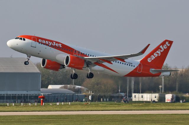 Airbus A320neo (G-UZHP) - EZY1893 departing to Marrakesh in the afternoon sun.