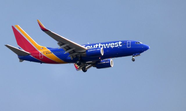 Boeing 737-700 (N771SA) - On final is this Southwest Airlines Boeing 737-700 in the Autumn of 2018.