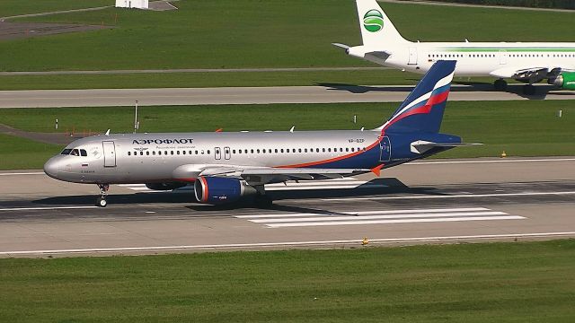 Airbus A320 (VP-BZP) - R28 SU2391 to Moscow SVO