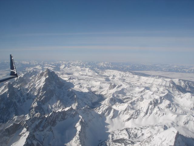 N6GD — - flying over Yellowstone from KTRK-KBZM