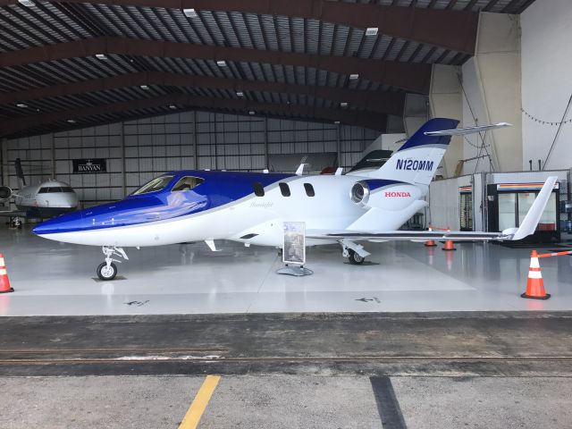 Honda HondaJet (N120MM)