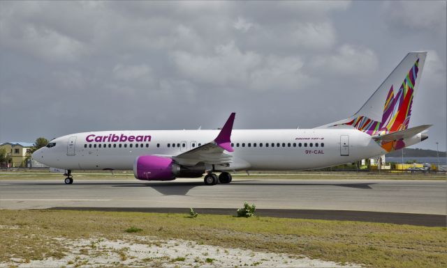 Boeing 737 MAX 8 (9Y-CAL)