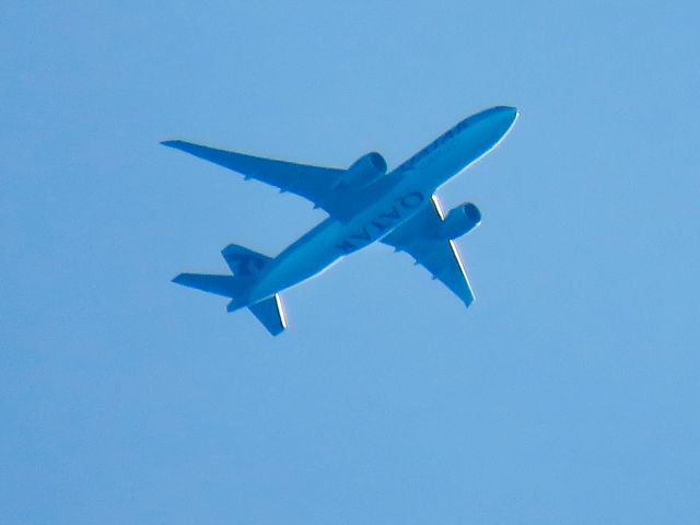 BOEING 777-200LR (A7-BFL)