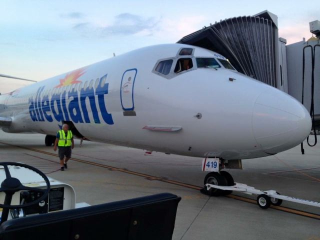 McDonnell Douglas MD-83 (N419NV) - This plane, N419NV, was ferried from SFB-BHM on 12/19/18.  It was the last Allegiant MD-80 to be ferried out of Orlando-Sanford.  