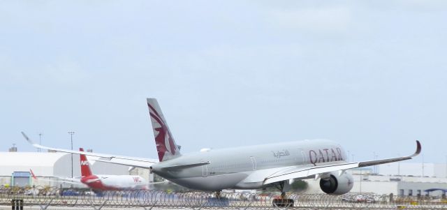 Airbus A350-1000 (A7-ANP) - Burning rubber on"Touch Down!!"