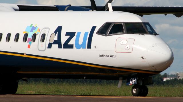 ATR ATR-72 (PR-AQH)