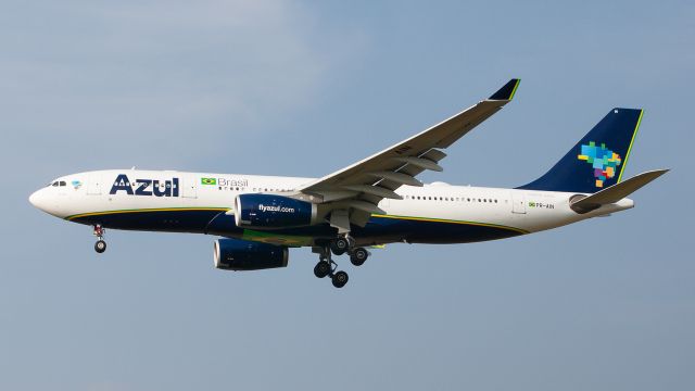 Airbus A330-300 (PR-AIN)