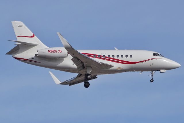 Dassault Falcon 2000 (N925JG)