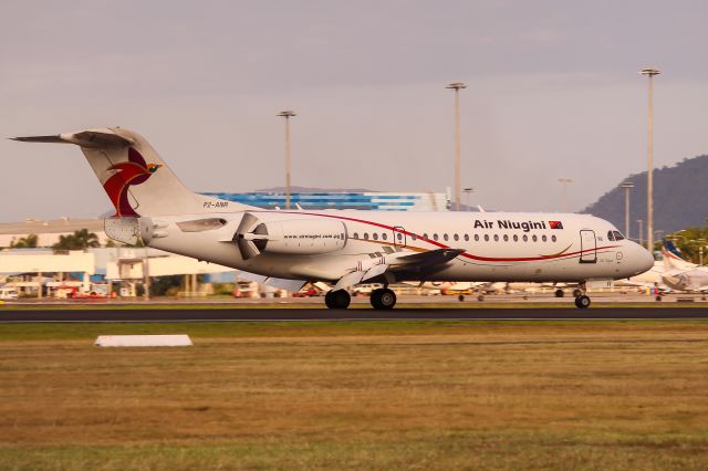 Fokker 70 (P2-ANR)