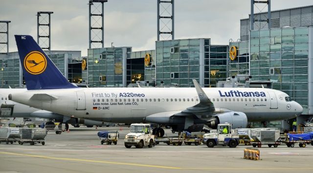 Airbus A320 (D-AINC)