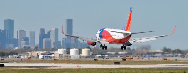 BOEING 737-300 (N352SW)