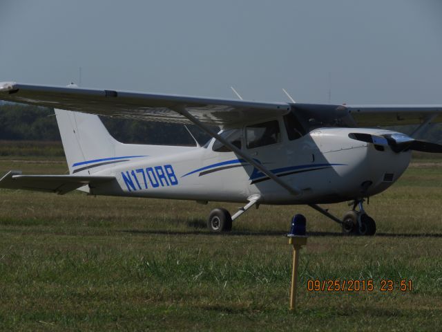 Cessna Skyhawk (N170RB)