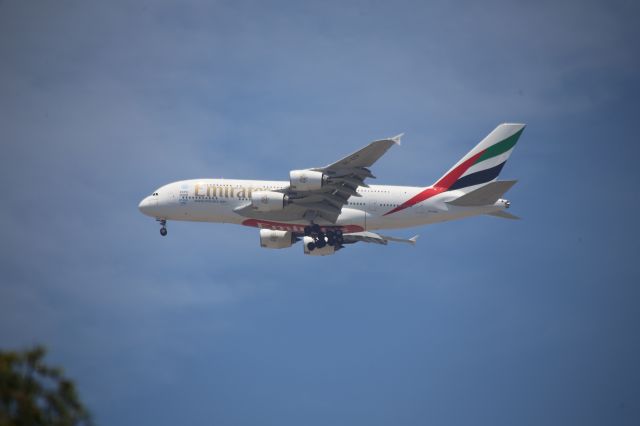 Airbus A380-800 (A6-EEP)