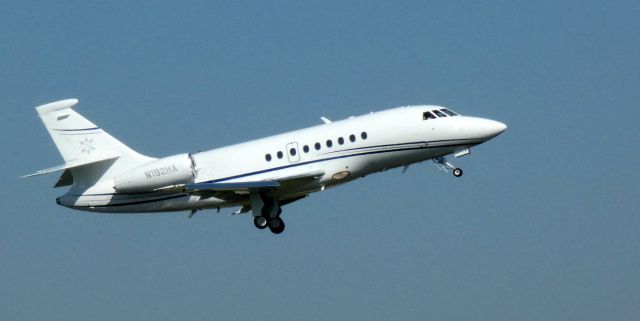 Dassault Falcon 2000 (N192HA) - Shortly after departure is this 1998 Dassault Falcon 2000 in the Spring of 2023.