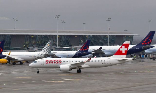 Airbus A220-300 (HB-JCE) - Swiss Airbus A220-300 HB-JCE in Brussels 