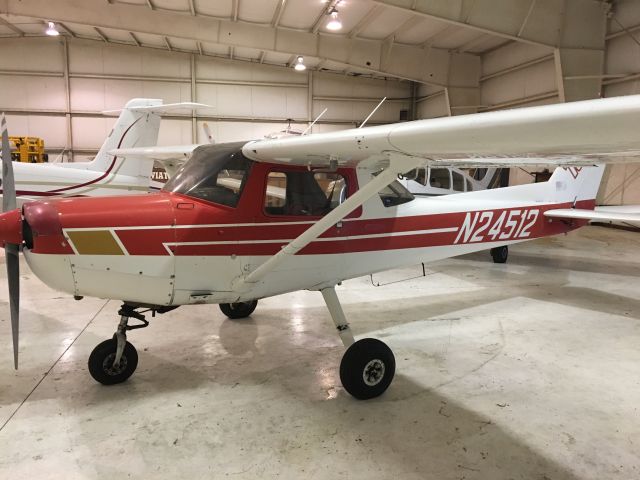 Cessna 152 (N24512)