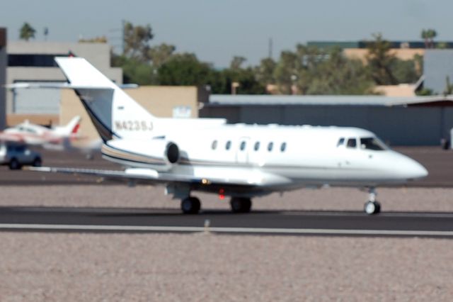 Hawker 800 (N423SJ)