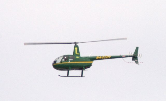 Robinson R-44 (N442RY)