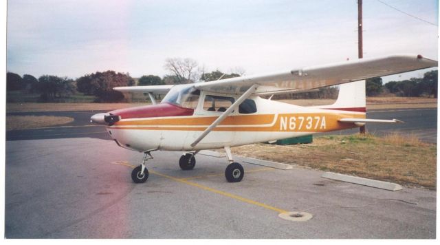 Cessna Skyhawk (N6737A) - 1956 C-172