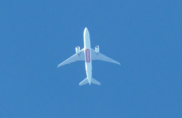 Boeing 777-200 (A6-EFN)