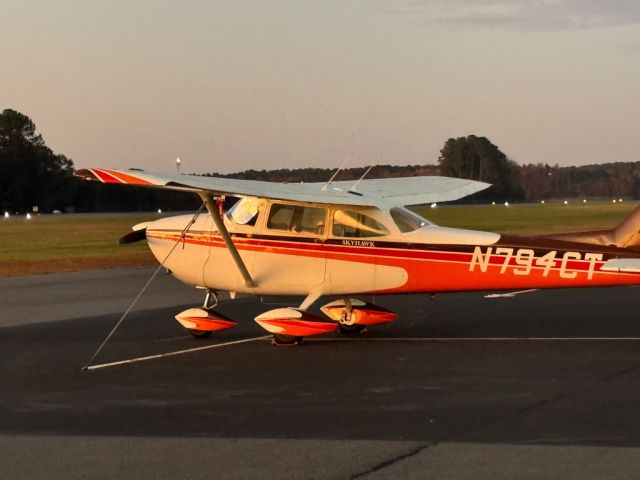 Cessna Skyhawk (N794CT)