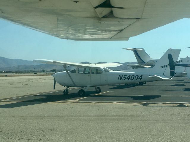 Cessna Skyhawk (N54094)