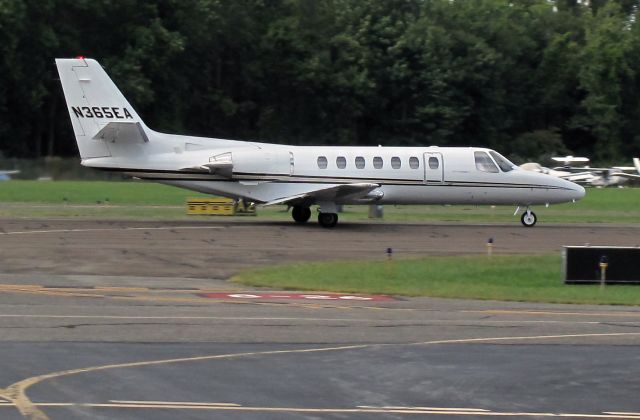 Cessna Citation V (N365EA2) - Take off run RW 08.