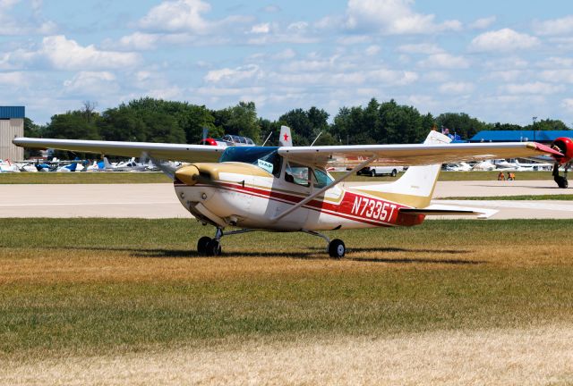 Cessna Skylane RG (N7335T)
