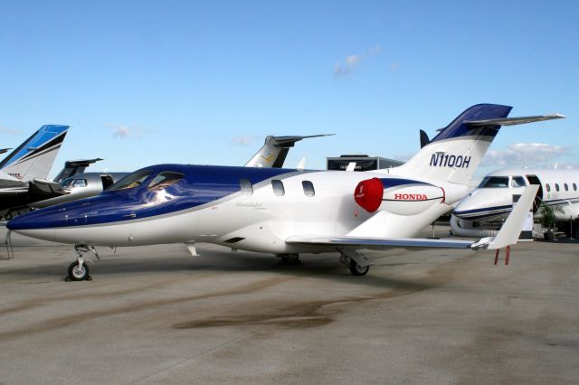 Honda HondaJet (N1100H) - On display at the NBAA Regional Forum on 6-Feb-19 returning to FXE next day after a two-day visit.