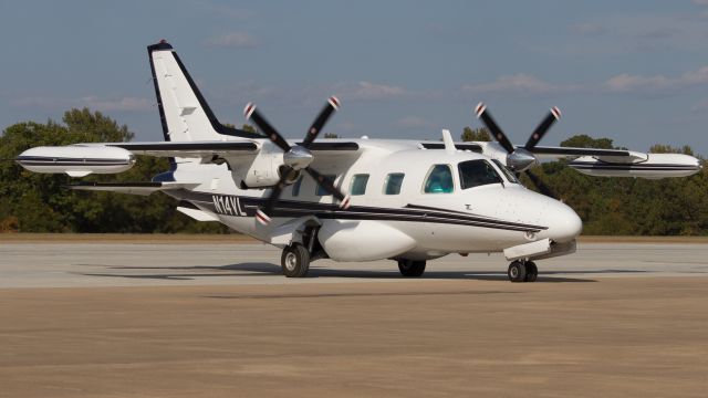 Mitsubishi MU-2 (N14VL)