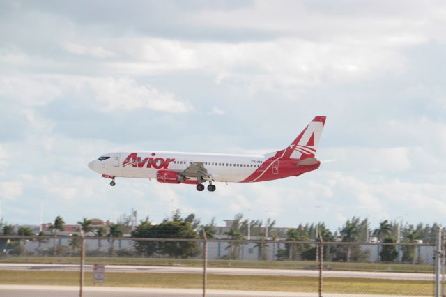 BOEING 737-400 (YV-3158)