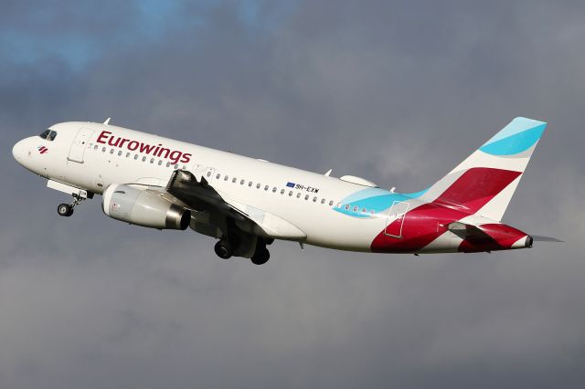 Airbus A319 (9H-EXW)