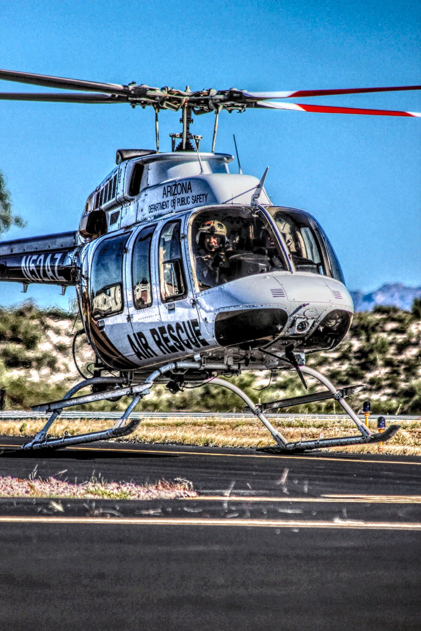 Bell 407 (N52AZ)