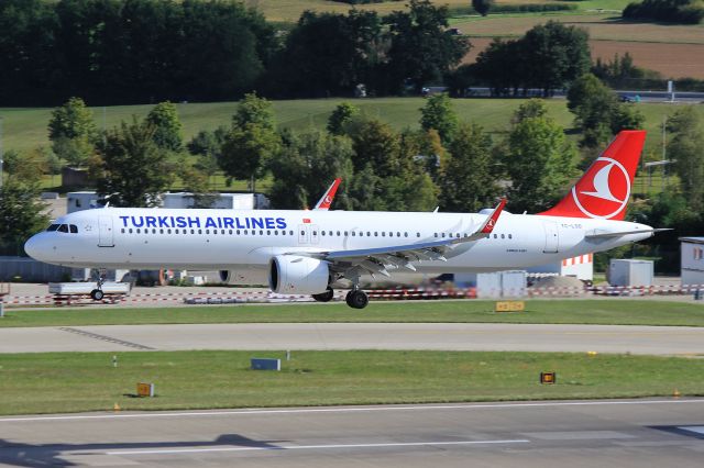 Airbus A321neo (TC-LSO)