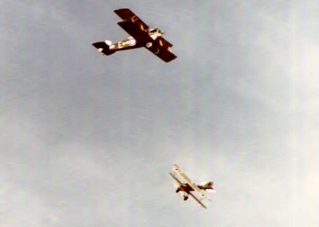 — — - Old Rhinebeck Aerodrome