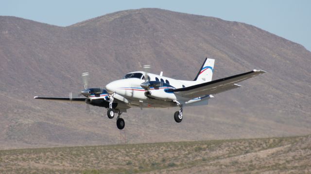 Beechcraft King Air 90 (N3184W)