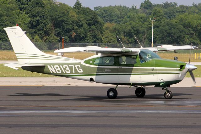 Cessna Centurion (N8137G)