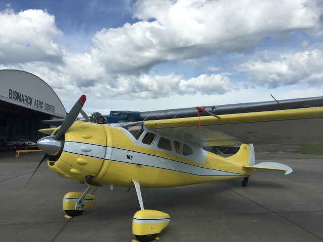 Cessna LC-126 (N3083B)