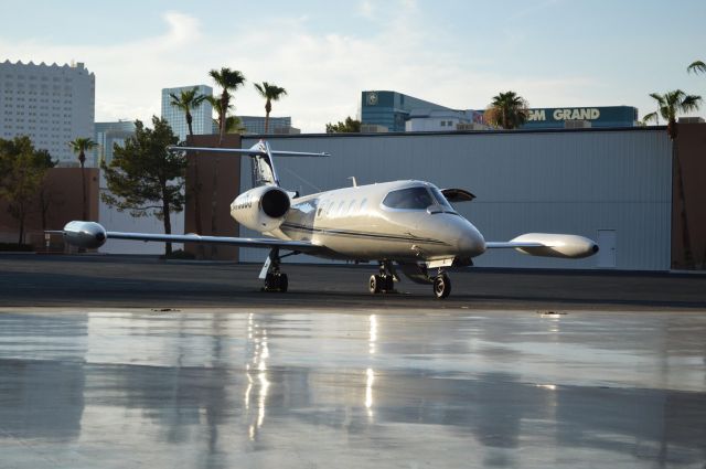 Learjet 35 (N703DJ)