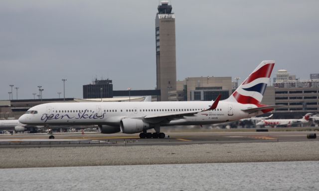 Boeing 757-200 (F-HAVN) - EWR weather diversion on 07/01/16.