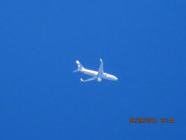 Boeing 737-800 (N577AS) - Alaska Airlines flight 768 from SAN to BOS over Southeastern Kansas at 35,000 feet.