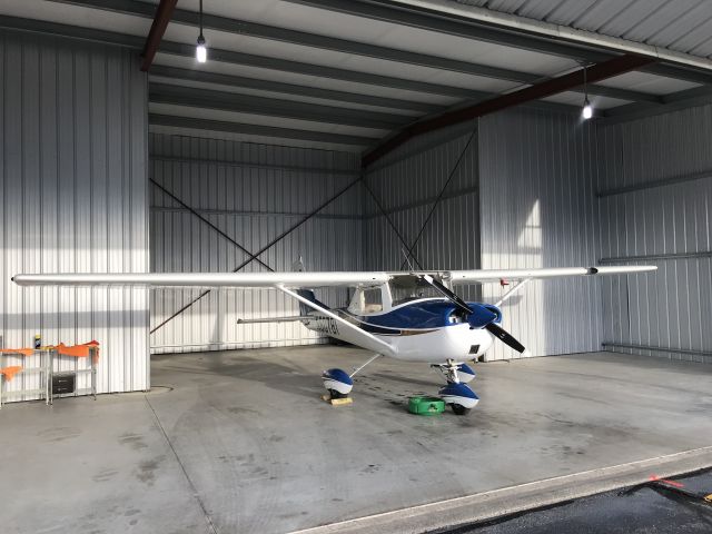 Cessna Commuter (N60781) - Hangared post flight