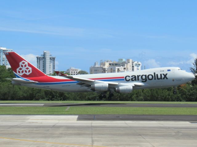 Boeing 747-400 (LX-TCV)